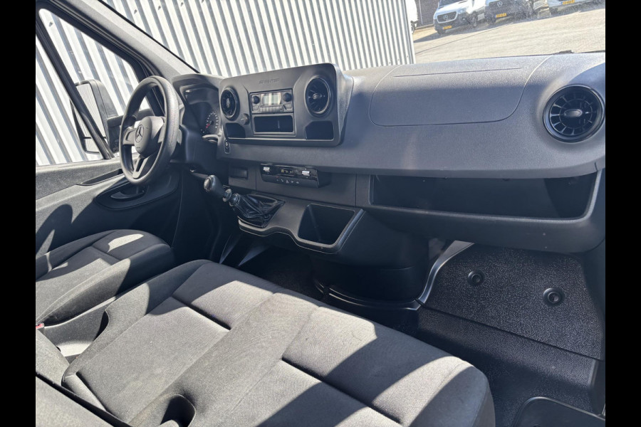Mercedes-Benz Sprinter 311 2.2 CDI*ECC*3-PERS*BAKWAGEN*LAADKLEP*