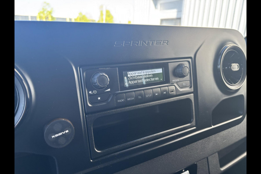 Mercedes-Benz Sprinter 311 2.2 CDI*ECC*3-PERS*BAKWAGEN*LAADKLEP*