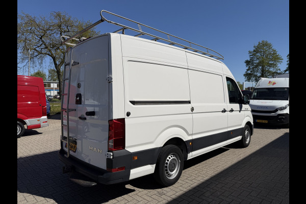 MAN TGE 35 2.0 140pk Standaard automaat L2H2 Hoog / vaste prijs rijklaar € 24.950 ex btw / lease vanaf € 407 / airco / cruise / navi / camera / euro 6 / bpm vrij / imperial + trap / trekhaak !