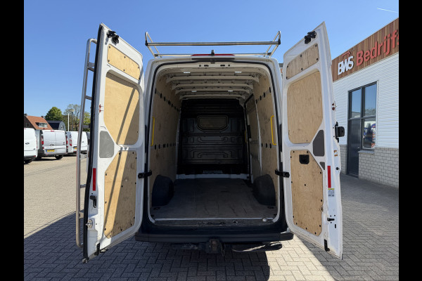 MAN TGE 35 2.0 140pk Standaard automaat L2H2 Hoog / vaste prijs rijklaar € 24.950 ex btw / lease vanaf € 407 / airco / cruise / navi / camera / euro 6 / bpm vrij / imperial + trap / trekhaak !