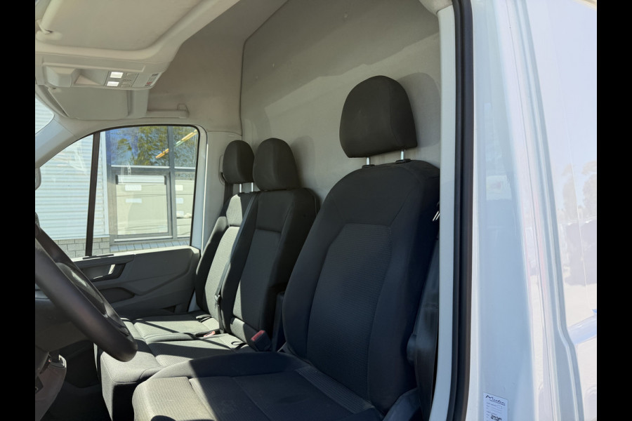 MAN TGE 35 2.0 140pk Standaard automaat L2H2 Hoog / vaste prijs rijklaar € 24.950 ex btw / lease vanaf € 407 / airco / cruise / navi / camera / euro 6 / bpm vrij / imperial + trap / trekhaak !