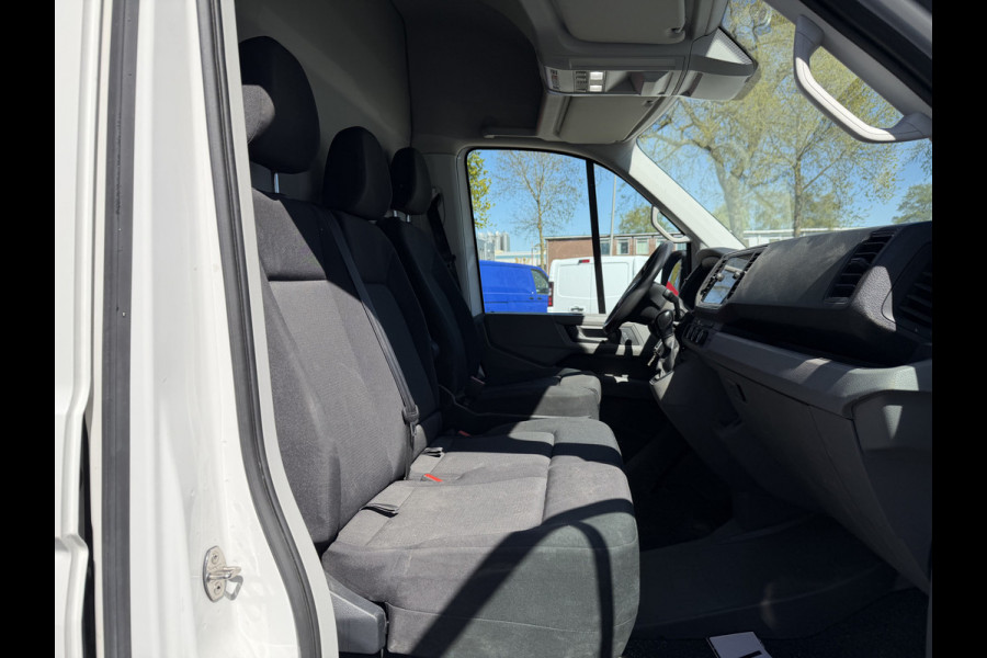 MAN TGE 35 2.0 140pk Standaard automaat L2H2 Hoog / vaste prijs rijklaar € 24.950 ex btw / lease vanaf € 407 / airco / cruise / navi / camera / euro 6 / bpm vrij / imperial + trap / trekhaak !