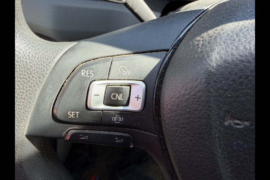 MAN TGE 35 2.0 140pk Standaard automaat L2H2 Hoog / vaste prijs rijklaar € 24.950 ex btw / lease vanaf € 407 / airco / cruise / navi / camera / euro 6 / bpm vrij / imperial + trap / trekhaak !