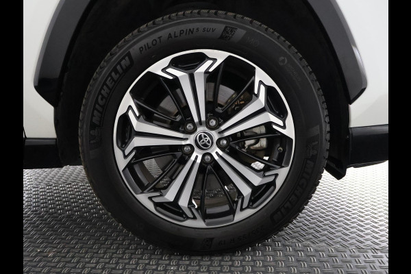 Toyota RAV4 2.5 Plug-in Hybrid AWD Bi-Tone Plus | 1500 KG trekgewicht | JBL Audio | Stoelverwarming & ventilatie | Memory Seats | Schuif-/Kanteldak | Navigatie