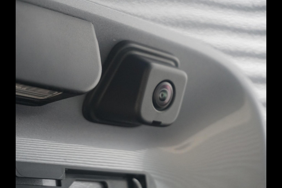 Peugeot e-Partner L2 50 kWh | 0% rente | camera | Apple Carplay/Android Auto | betimmering | Eco LED koplampen | Comfort stoel | rijklaarprijs