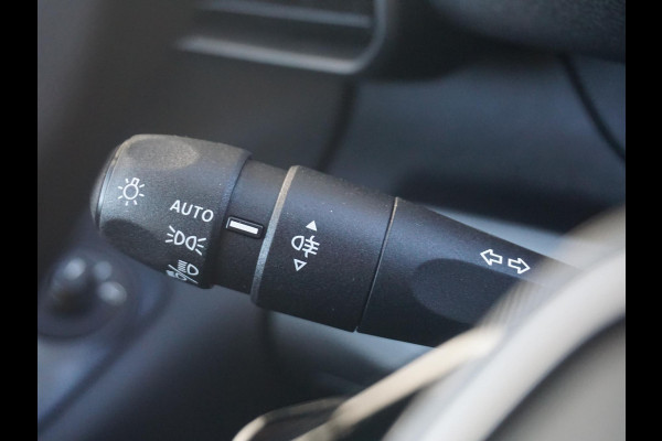 Peugeot e-Partner L2 50 kWh | 0% rente | camera | Apple Carplay/Android Auto | betimmering | Eco LED koplampen | Comfort stoel | rijklaarprijs