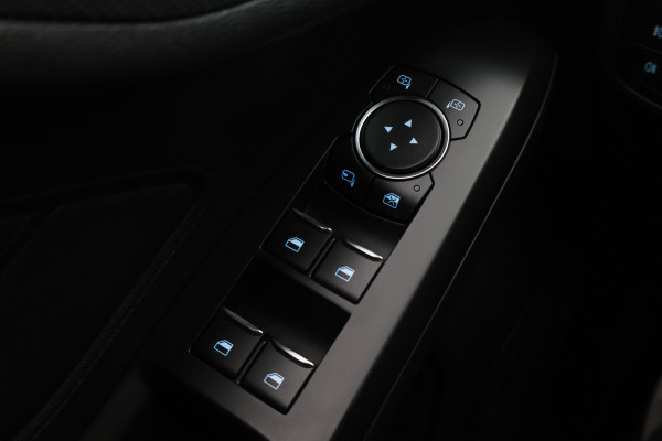Ford Focus 1.5 EcoBoost ST Line Business Leer, B&O, Apple CarPlay, ACC, Keyless, 18" LM Velgen