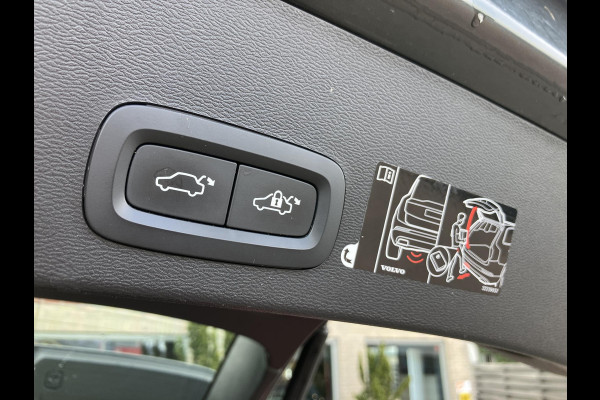 Volvo XC40 2.0 T4 Inscription | 380º camera | Leder | 12 MND Garantie
