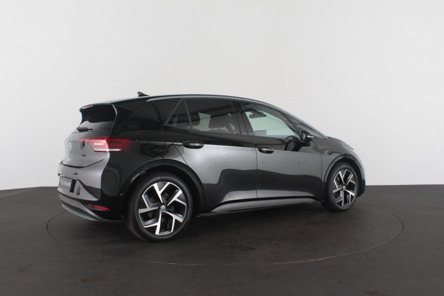 Volkswagen ID.3 Pro Business 59 kWh > Warmtepomp!/Trekhaak/19inch/Grenadilla Black...