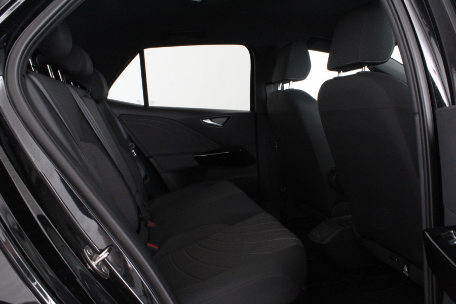 Volkswagen ID.3 Pro Business 59 kWh > Warmtepomp!/Trekhaak/19inch/Grenadilla Black...