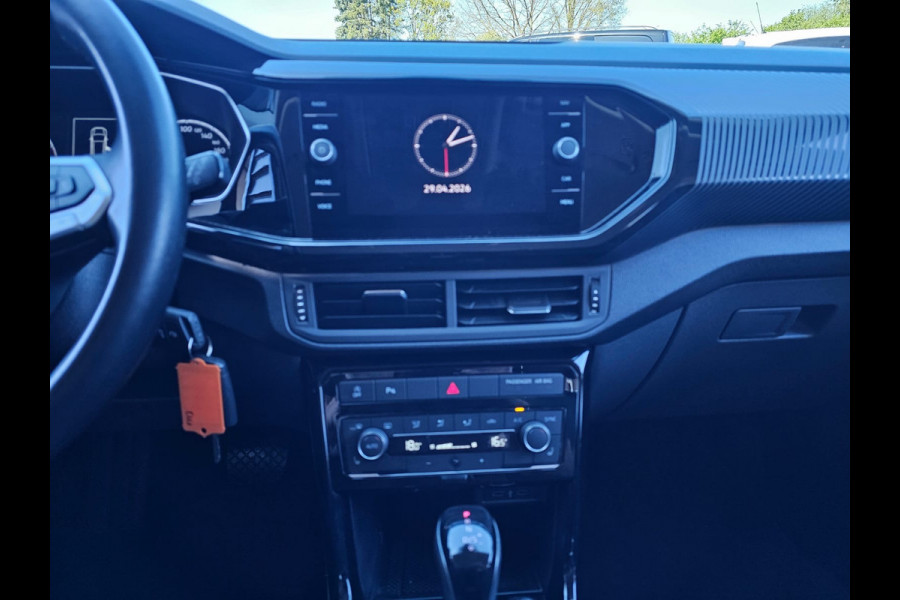 Volkswagen T-Cross 1.0 TSI Style | Automaat | LED | Stoelverwarming | App-connect | ACC | Blind spot | Black Design pakket |