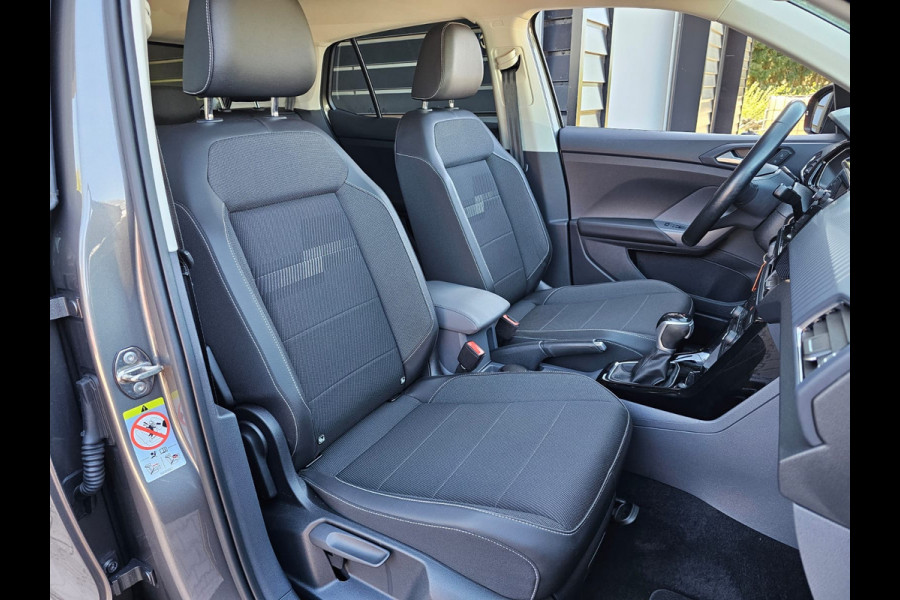 Volkswagen T-Cross 1.0 TSI Style | Automaat | LED | Stoelverwarming | App-connect | ACC | Blind spot | Black Design pakket |