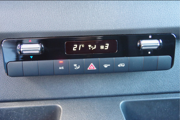 Mercedes-Benz Sprinter 319 3.0 CDI V6 L3H2 AUT. LED, 3.5T TREKHAAK, STOELVERWARMING, ADAPT. CRUISE, MBUX 10'', CAMERA, NAVI, CLIMA
