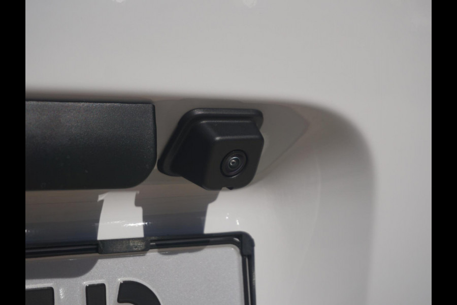 Peugeot e-Partner L2 50 kWh | 0% rente | camera | Apple Carplay | laadruimtebetimmering | ECO LED koplampen | Comfort stoel | rijklaarprijs