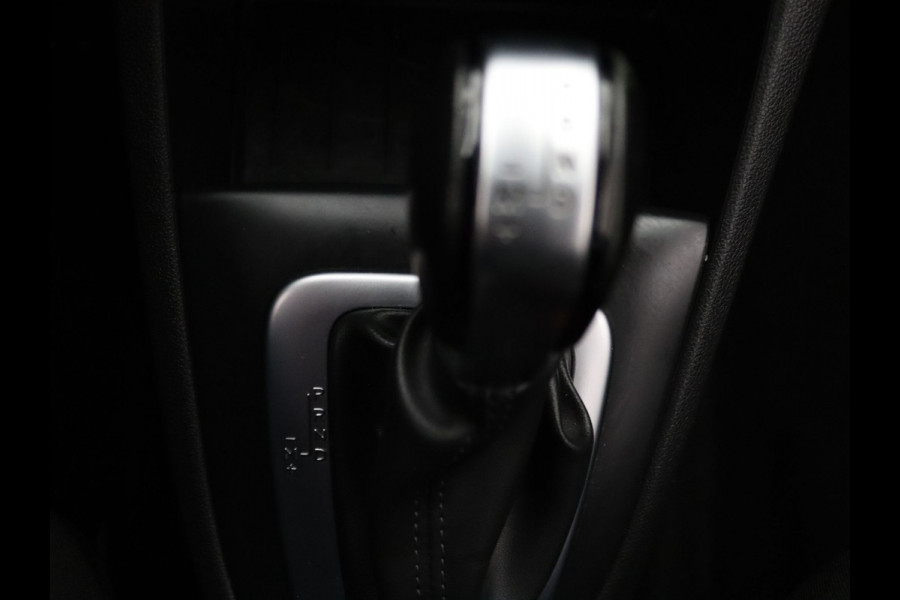 Renault Captur TCe Intens 150pk Camera | Cruise | Navi | Parkeersens. v+a | Trekhaak