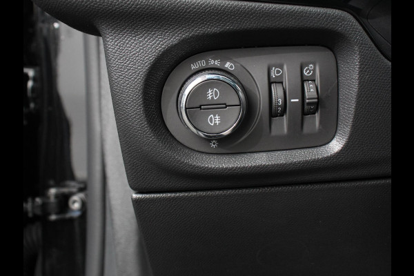 Opel Corsa 1.2 100pk Turbo Elegance Sky Panorama dak Stuurverwarming Climate control Cruise control LED Stoelverwarming Camera Navigatie Apple Carplay/ Android Auto
