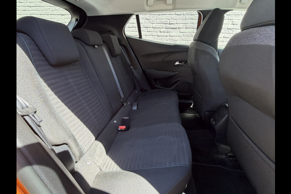 Peugeot 2008 1.2 PureTech Automaat Camera Cruise Clima Navigatie Carplay Lane Assist Led