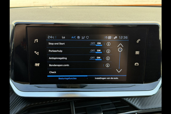 Peugeot 2008 1.2 PureTech Automaat Camera Cruise Clima Navigatie Carplay Lane Assist Led