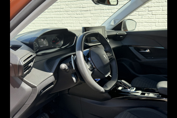 Peugeot 2008 1.2 PureTech Automaat Camera Cruise Clima Navigatie Carplay Lane Assist Led