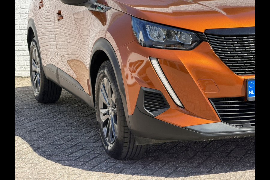 Peugeot 2008 1.2 PureTech Automaat Camera Cruise Clima Navigatie Carplay Lane Assist Led