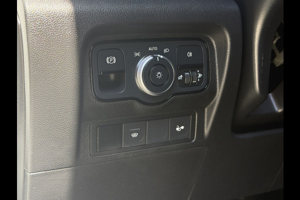 Mercedes-Benz eCitan 51 kWh / L2H1 / TREKHAAK / 3-ZITS / **7.812 KM!!** / CAMERA / CRUISE / ECC / CARPLAY