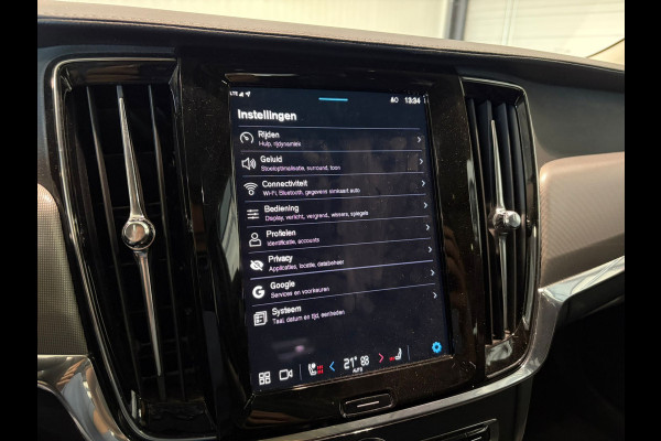 Volvo V90 T6 Aut. Plug-in Hybrid Long Range Plus Bright ACC Stoelverwarming Parkeercamera 350pk