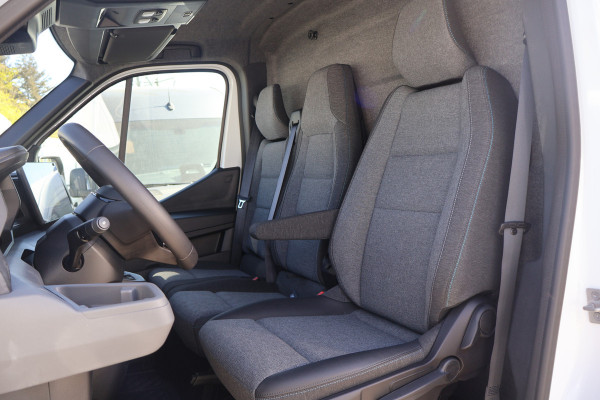 Renault Master 2.0 dCi 170pk L2 H2 Nieuw Model Navigatie Camera Blind Spot 270gr Deuren
