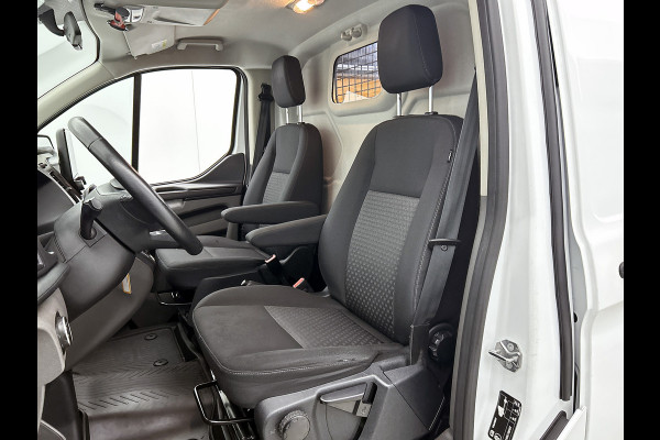 Ford Transit Custom 320 TDCI Automaat 131PK L2H1 / 2x Schuifdeur / Trekhaak / Pdc.+Camera / Safety & Comfort Pack / Navigatie / Apk 02-2027