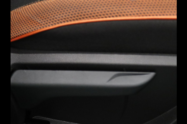 Renault Captur E-Tech Plug-in Hybrid 160pk Serie Limitée E-TECH BOSE | 360° Camera | Cruise | Parkeersens. v+a | Stoelverw.