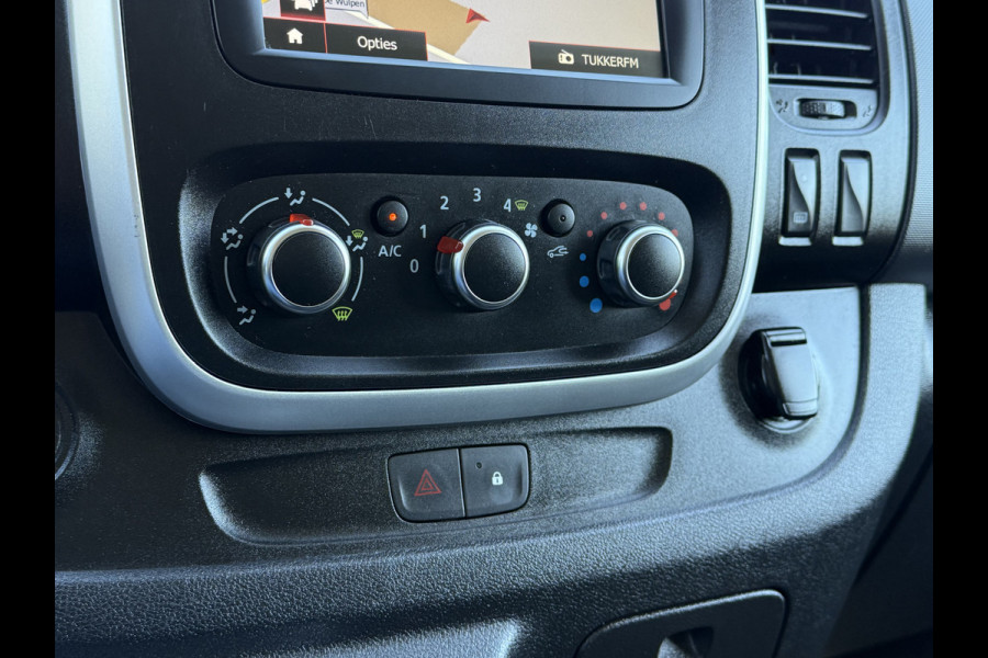 Renault Trafic 2.0 dCi 145 PK / AUTOMAAT / L1H1 / 2x SCHUIFDEUR / SORTIMO INRICHTING / TREKHAAK / IMPERIAAL