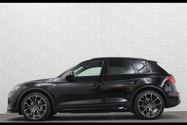 Audi Q5 50 TFSI e 300PK | Luchtvering | B&O Sound | Leder | Carbon | Sportstoelen | Carplay | Zwarte Hemel | Standkachel | Stoelverwarming | 3-Zone Clima | Black-Optic | Zonwering | Virtual Cockpit | LED | Autom. Achterklep | Bovag Garantie |