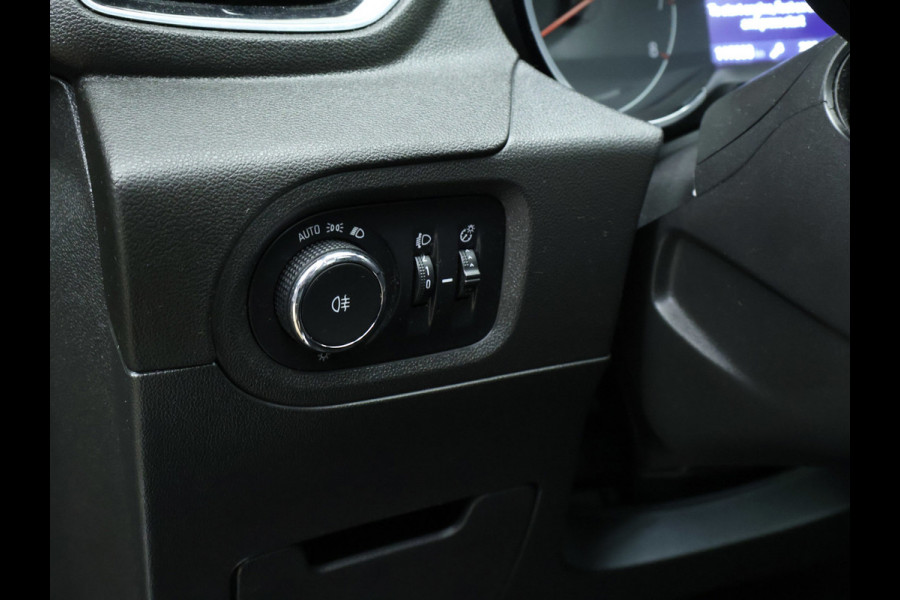 Opel Grandland X 1.2 Turbo Innovation Sport (APPLE CARPLAY,NAVI,CAMERA,CLIMATE,CRUISE,GETINT,LED,SPORTSTOELEN,LM VELGEN)