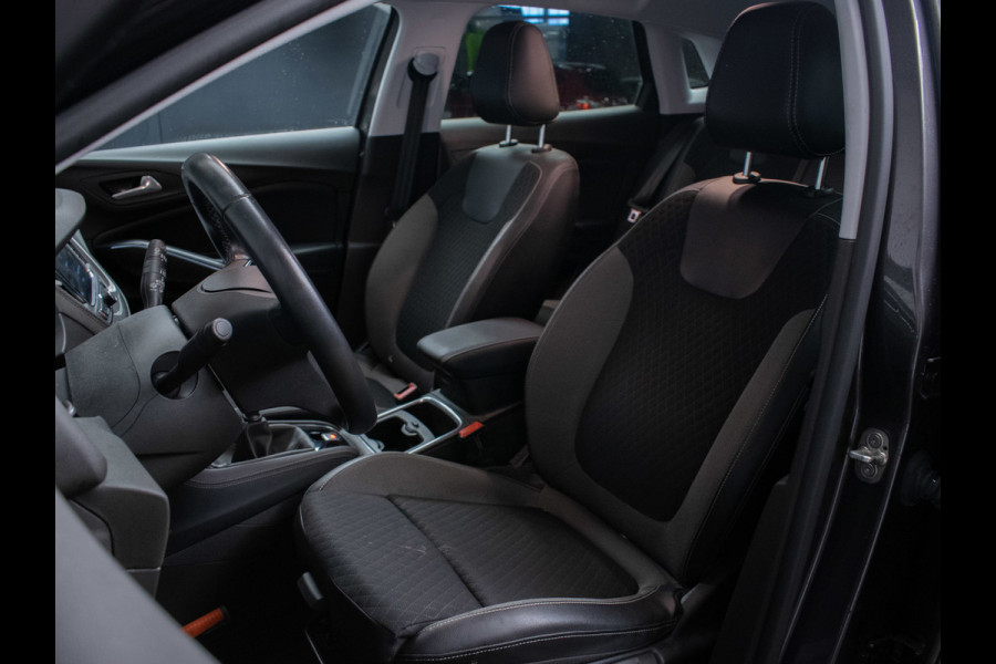 Opel Grandland X 1.2 Turbo Innovation Sport (APPLE CARPLAY,NAVI,CAMERA,CLIMATE,CRUISE,GETINT,LED,SPORTSTOELEN,LM VELGEN)