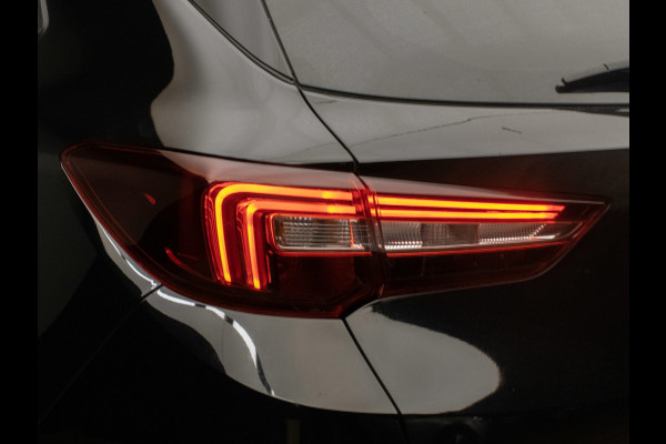 Opel Grandland X 1.2 Turbo Innovation Sport (APPLE CARPLAY,NAVI,CAMERA,CLIMATE,CRUISE,GETINT,LED,SPORTSTOELEN,LM VELGEN)