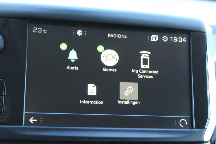 Peugeot 2008 1.2 PureTech Allure automaat BOMVOL OPTIES GOED ONDERHOUDEN