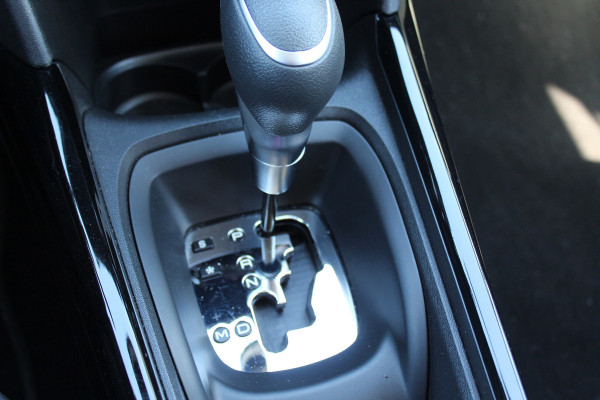 Peugeot 2008 1.2 PureTech Allure automaat BOMVOL OPTIES GOED ONDERHOUDEN