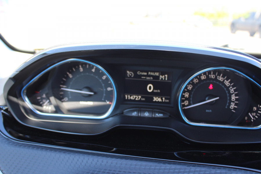Peugeot 2008 1.2 PureTech Allure automaat BOMVOL OPTIES GOED ONDERHOUDEN
