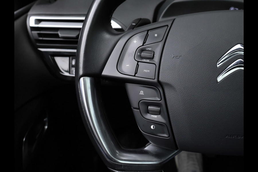Citroën Grand C4 Spacetourer 1.2 PureTech Shine Sport (PANORAMADAK,APPLE CARPLAY,NAVI,CAMERA,PDC,STOELVERWARMING/MASSAGE,GETINT)
