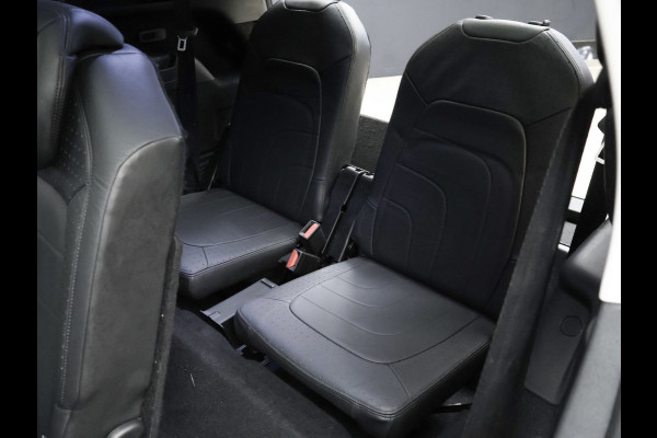 Citroën Grand C4 Spacetourer 1.2 PureTech Shine Sport (PANORAMADAK,APPLE CARPLAY,NAVI,CAMERA,PDC,STOELVERWARMING/MASSAGE,GETINT)