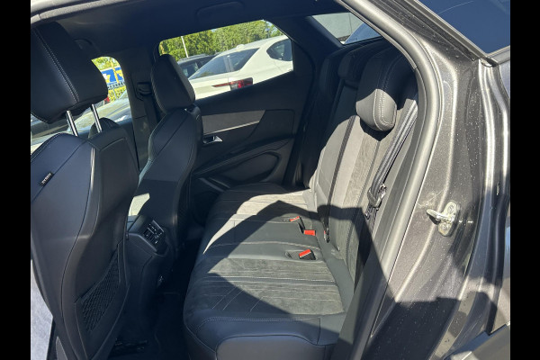 Peugeot 3008 1.6 HYbrid 225 GT Pack Business BOMVOL! | BLACKPACK | ACHTERUITRIJCAMERA | MASSAGE STOELEN | STOELVERWARMING | GEHEUGEN STOELEN | APPLECARPLAY | ELEKT. ACHTERKLEP | FOCAL AUDIO | DODEHOEK | KEYLESS | ADAP. CRUISE | RIJKLAAR MET 12 MND BOVAG GARANTIE |
