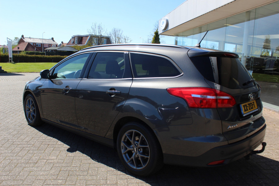 Ford FOCUS Wagon 1.0 125PK , Distributie riem is reeds vervangen Trekhaak, pdc, 16inch BBS VELGEN, Stuurverwarming, Airco , Cruise,