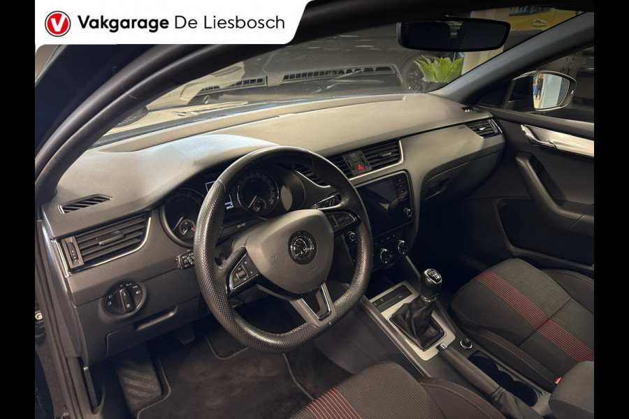 Škoda Octavia Combi 1.0 TSI Greentech Sport Business/schaal stoel/navi/stoelverw/cruise c.