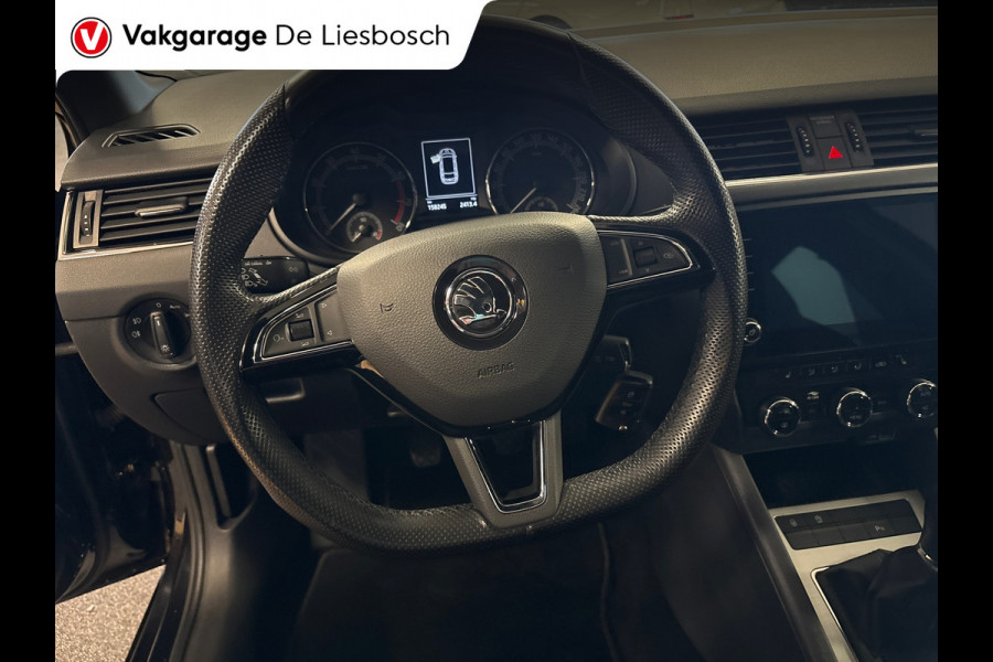 Škoda Octavia Combi 1.0 TSI Greentech Sport Business/schaal stoel/navi/stoelverw/cruise c.