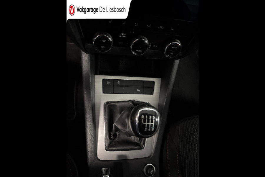 Škoda Octavia Combi 1.0 TSI Greentech Sport Business/schaal stoel/navi/stoelverw/cruise c.