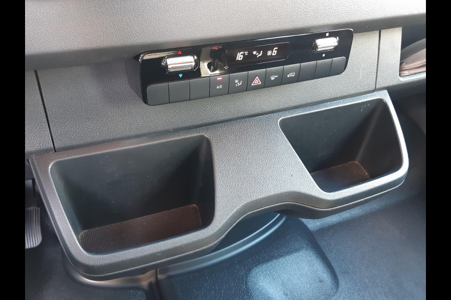 Mercedes-Benz Sprinter Pick-up 150Pk CDI Dubbel Cabine 6-pers. Automaat Trekhaak Cruisecontrol Airco