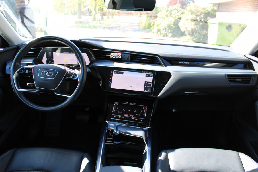Audi e-tron e-tron 50 quattro Launch SOh 94.2% 71 kWh PANO LEER LED 68000KM!!!
