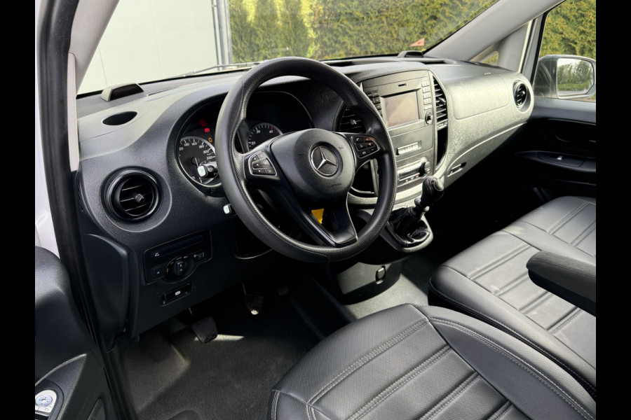 Mercedes-Benz Vito 111 CDI E6 / L3H1 / 2x SCHUIFDEUR / CAMERA / TREKHAAK / PDC VOOR EN ACHTER 3-ZITS / CRUISE