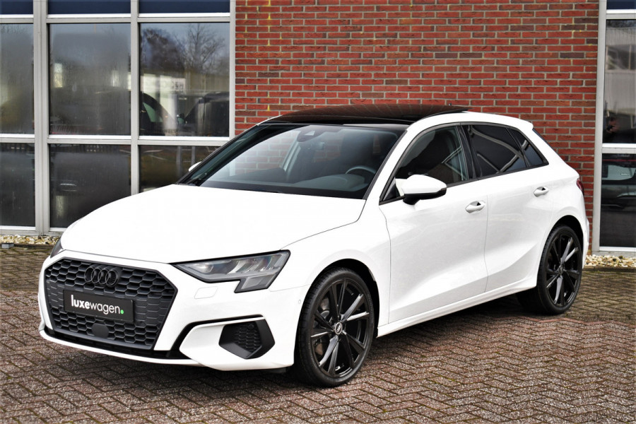 Audi A3 Sportback 35 TFSI 150pk Pano El-Klep Keyless Optic-black Carplay