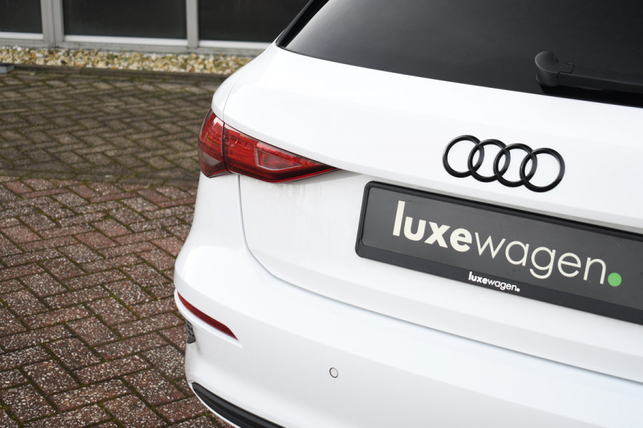 Audi A3 Sportback 35 TFSI 150pk Pano El-Klep Keyless Optic-black Carplay