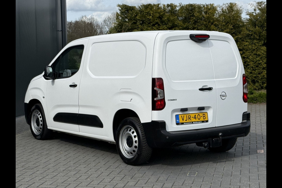 Opel Combo 1.5D 100 PK / L1H1 / 1e EIG. / TREKHAAK / AIRCO / CRUISE / CAMERA / INRICHTING / NAVI